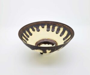 Pale yellow bronze rim porcelain bowl (157)
